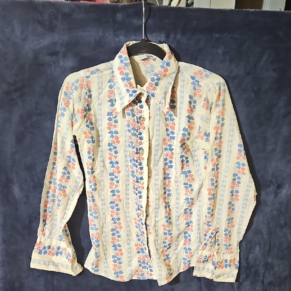 Vintage Blue And Red Floral Patterned Women's Shirt